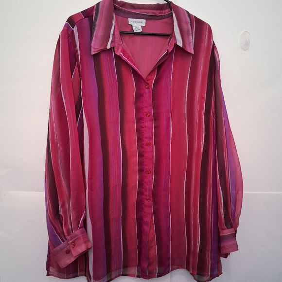 Avenue Tops - +3🛍Avenue Vibrant Pink and Purple Button Down Shirt